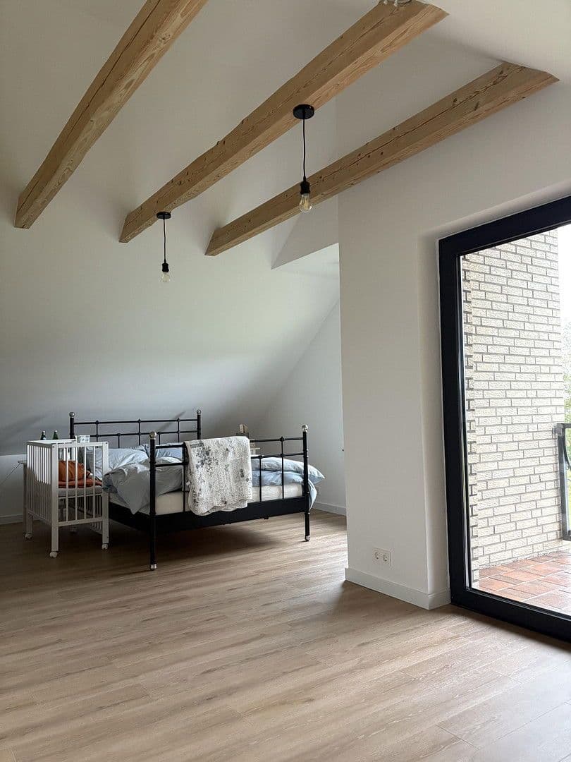 Predaj domu 202 m², pozemek 969 m², Garbsen, Dolné Sasko Predaj domu 202 m², pozemek 969 m², Garbsen, Dolné Sasko