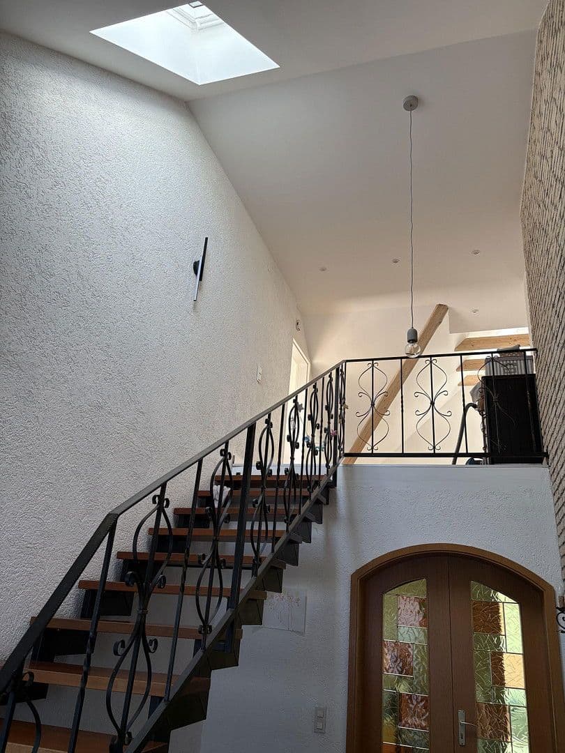 Predaj domu 202 m², pozemek 969 m², Garbsen, Dolné Sasko Predaj domu 202 m², pozemek 969 m², Garbsen, Dolné Sasko