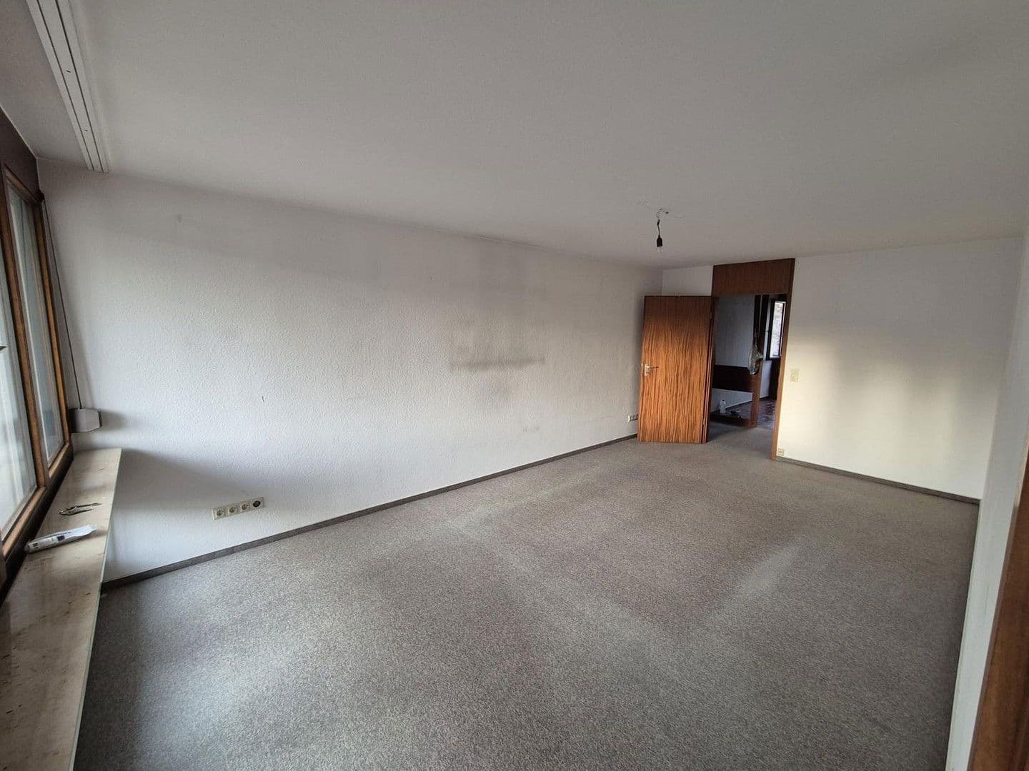 Predaj bytu 2-izbový 68 m², Große Heerstraße 22, Pfullingen, Bádensko-Wurttembersko Predaj bytu 2-izbový 68 m², Große Heerstraße 22, Pfullingen, Bádensko-Wurttembersko