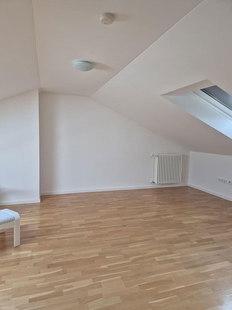 Predaj domu 146 m², pozemek 353 m², Neuried, Bavorsko Predaj domu 146 m², pozemek 353 m², Neuried, Bavorsko