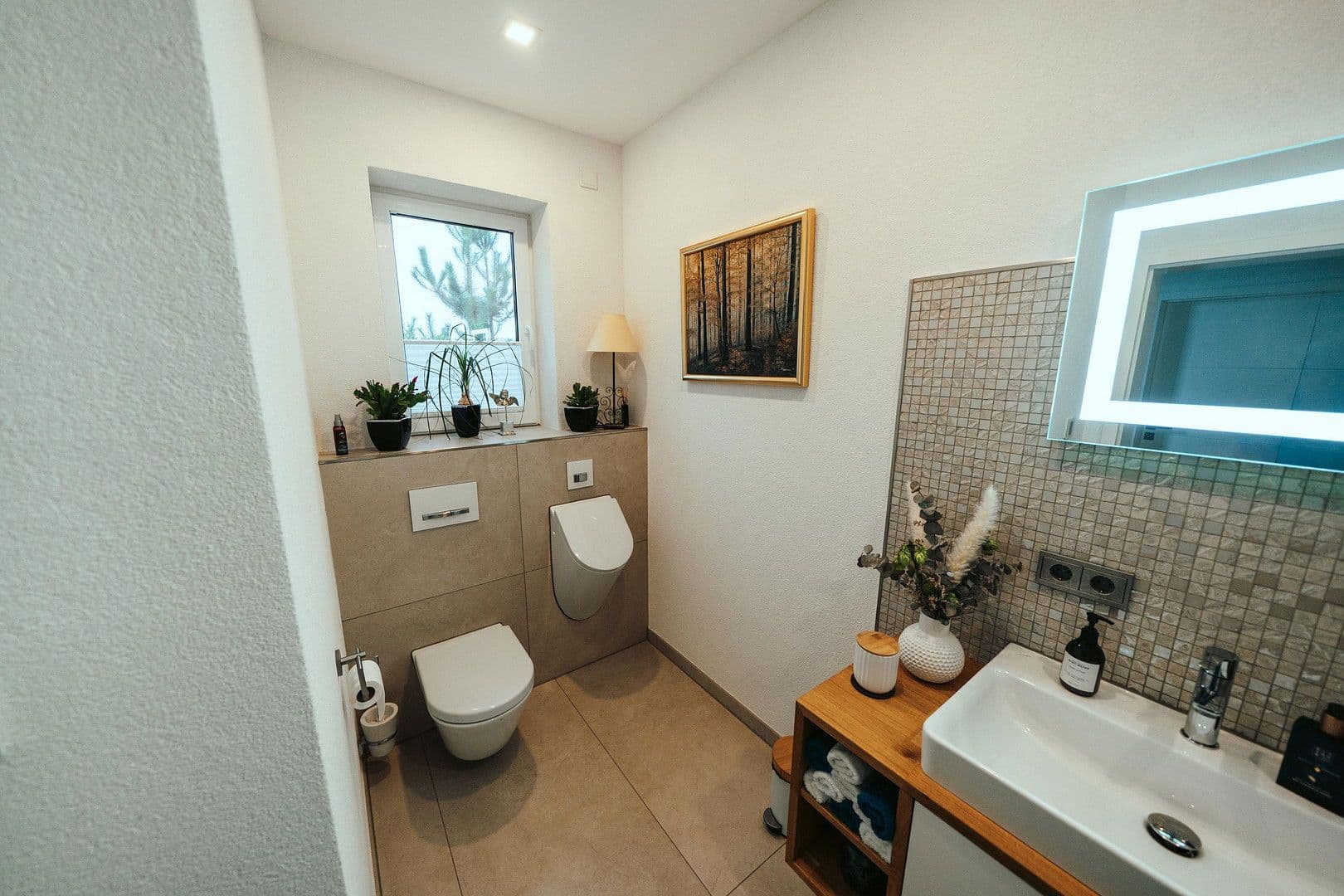 Predaj domu 290 m², pozemek 674 m², Erlabrunn, Bavorsko Predaj domu 290 m², pozemek 674 m², Erlabrunn, Bavorsko