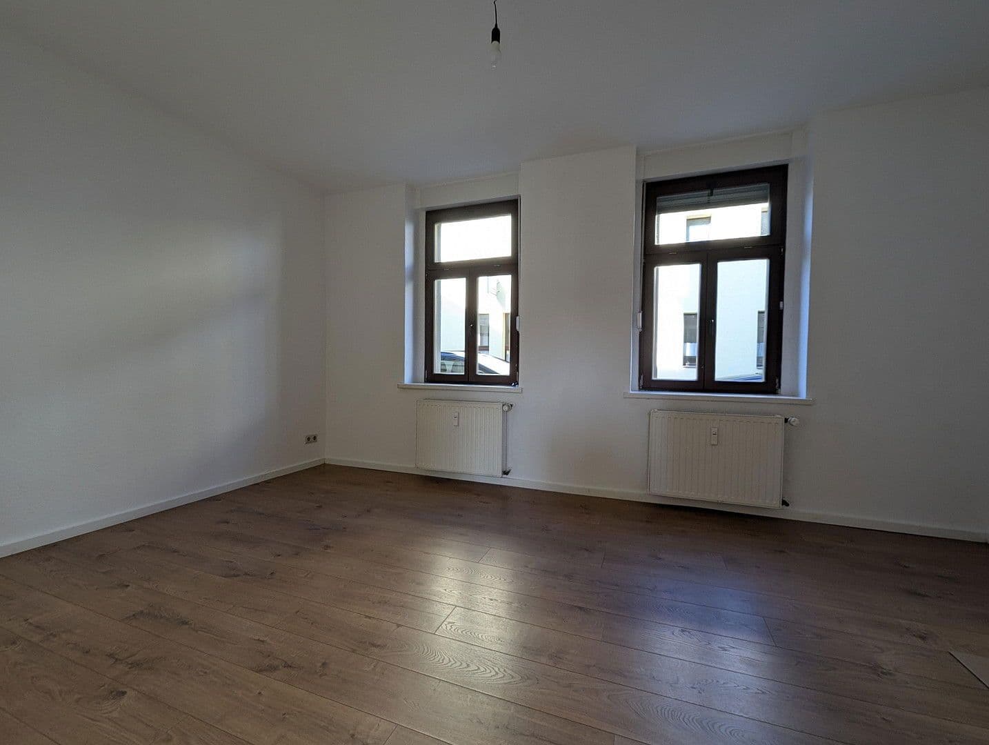 Prenájom bytu 2-izbový 46 m², Kellerberg 5, Limbach-Oberfrohna, Sasko Prenájom bytu 2-izbový 46 m², Kellerberg 5, Limbach-Oberfrohna, Sasko