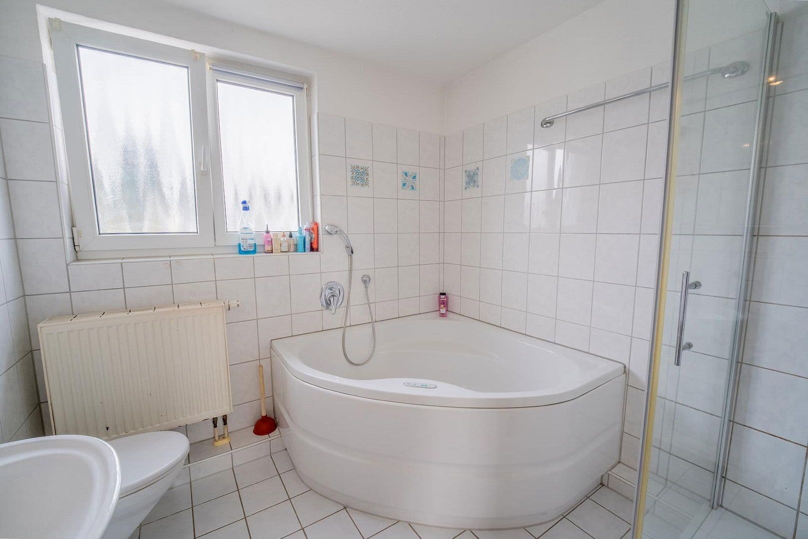 Predaj domu 123 m², pozemek 193 m², Baden-Baden, Bádensko-Wurttembersko Predaj domu 123 m², pozemek 193 m², Baden-Baden, Bádensko-Wurttembersko