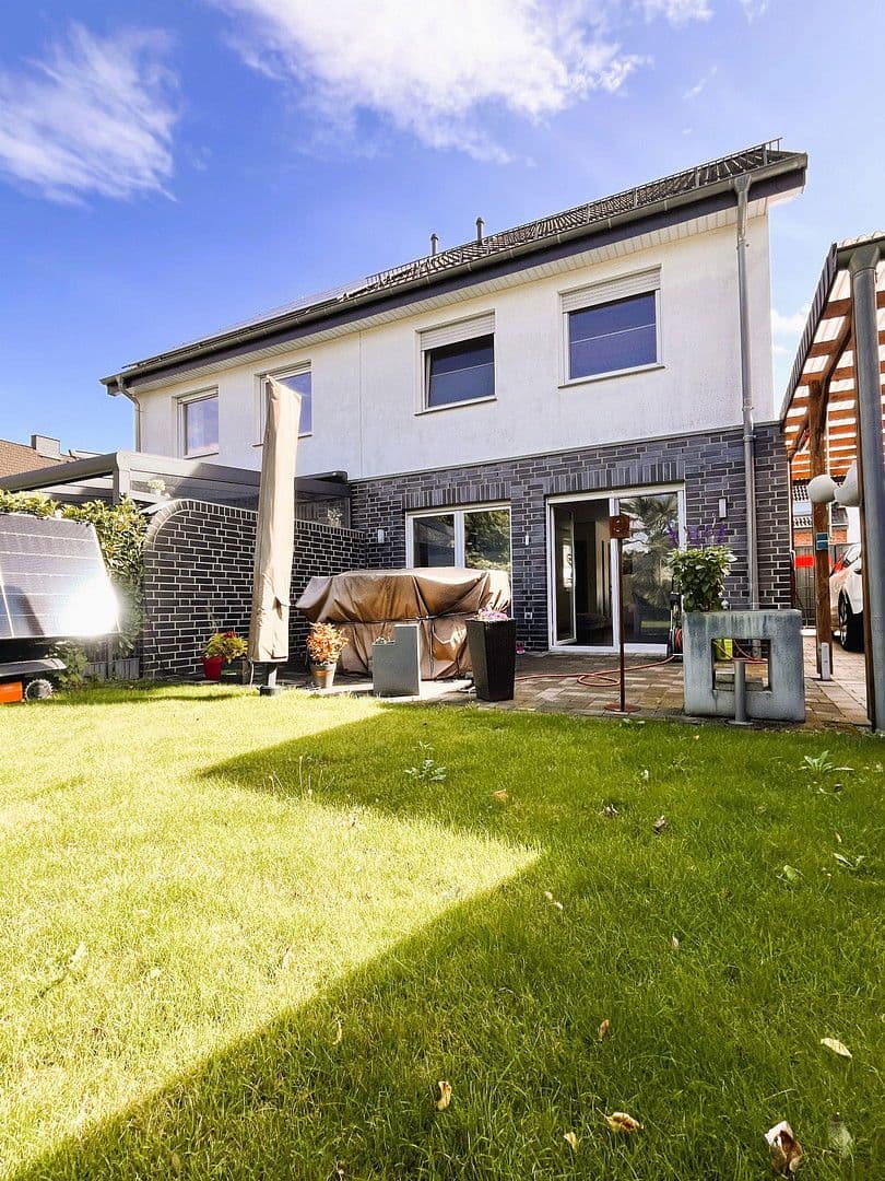 Predaj domu 139 m², pozemek 235 m², Henry-Dunant-Straße 19, Bottrop, Severné Porýnie - Westfálsko Predaj domu 139 m², pozemek 235 m², Henry-Dunant-Straße 19, Bottrop, Severné Porýnie - Westfálsko