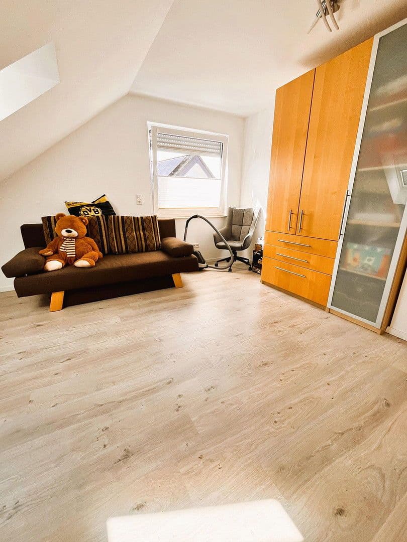 Predaj domu 139 m², pozemek 235 m², Henry-Dunant-Straße 19, Bottrop, Severné Porýnie - Westfálsko Predaj domu 139 m², pozemek 235 m², Henry-Dunant-Straße 19, Bottrop, Severné Porýnie - Westfálsko