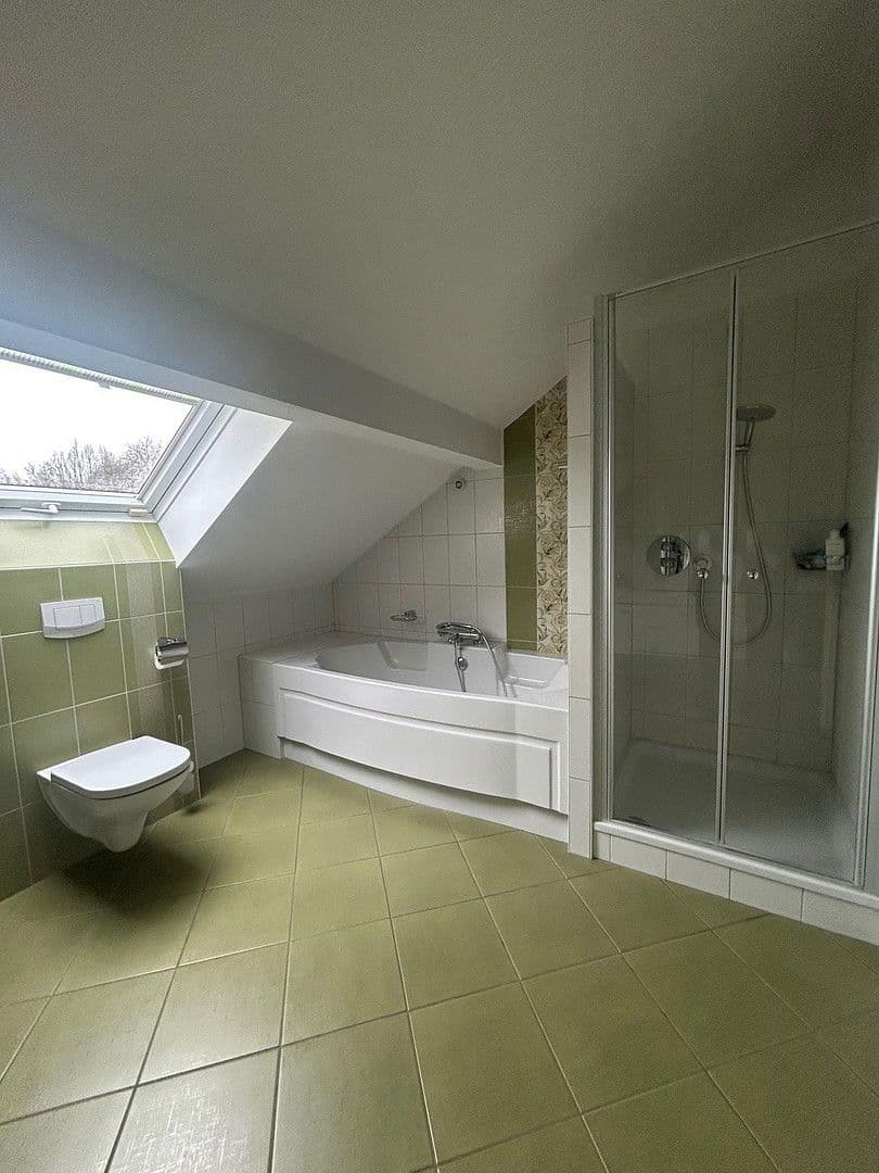 Predaj domu 250 m², pozemek 1.014 m², Wiehl, Severné Porýnie - Westfálsko Predaj domu 250 m², pozemek 1.014 m², Wiehl, Severné Porýnie - Westfálsko