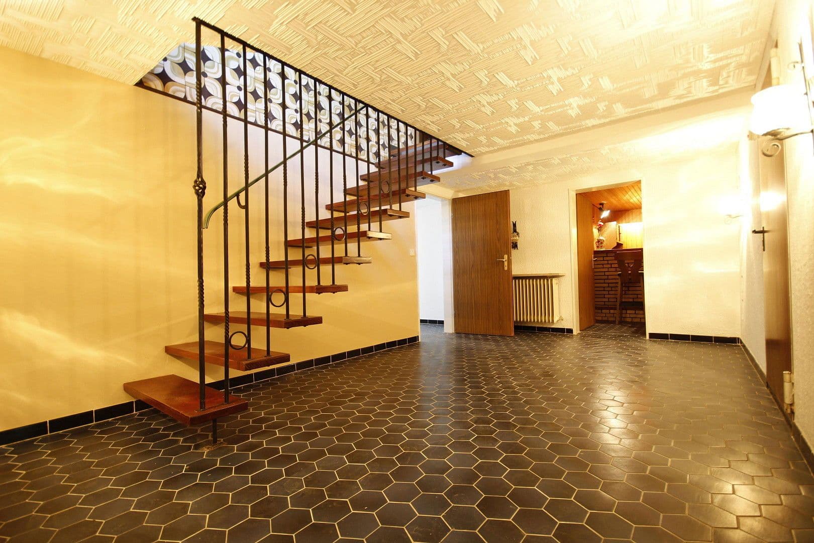 Predaj domu 212 m², pozemek 1.347 m², Dorfstraße 39, Stakendorf, Šlezvicko-Holštajnsko Predaj domu 212 m², pozemek 1.347 m², Dorfstraße 39, Stakendorf, Šlezvicko-Holštajnsko