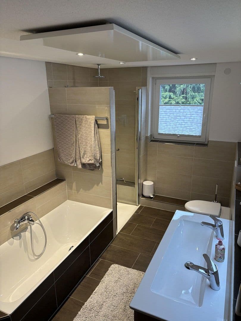 Predaj bytu 4-izbový 115 m², Samariterweg 2, Volkertshausen, Bádensko-Wurttembersko Predaj bytu 4-izbový 115 m², Samariterweg 2, Volkertshausen, Bádensko-Wurttembersko