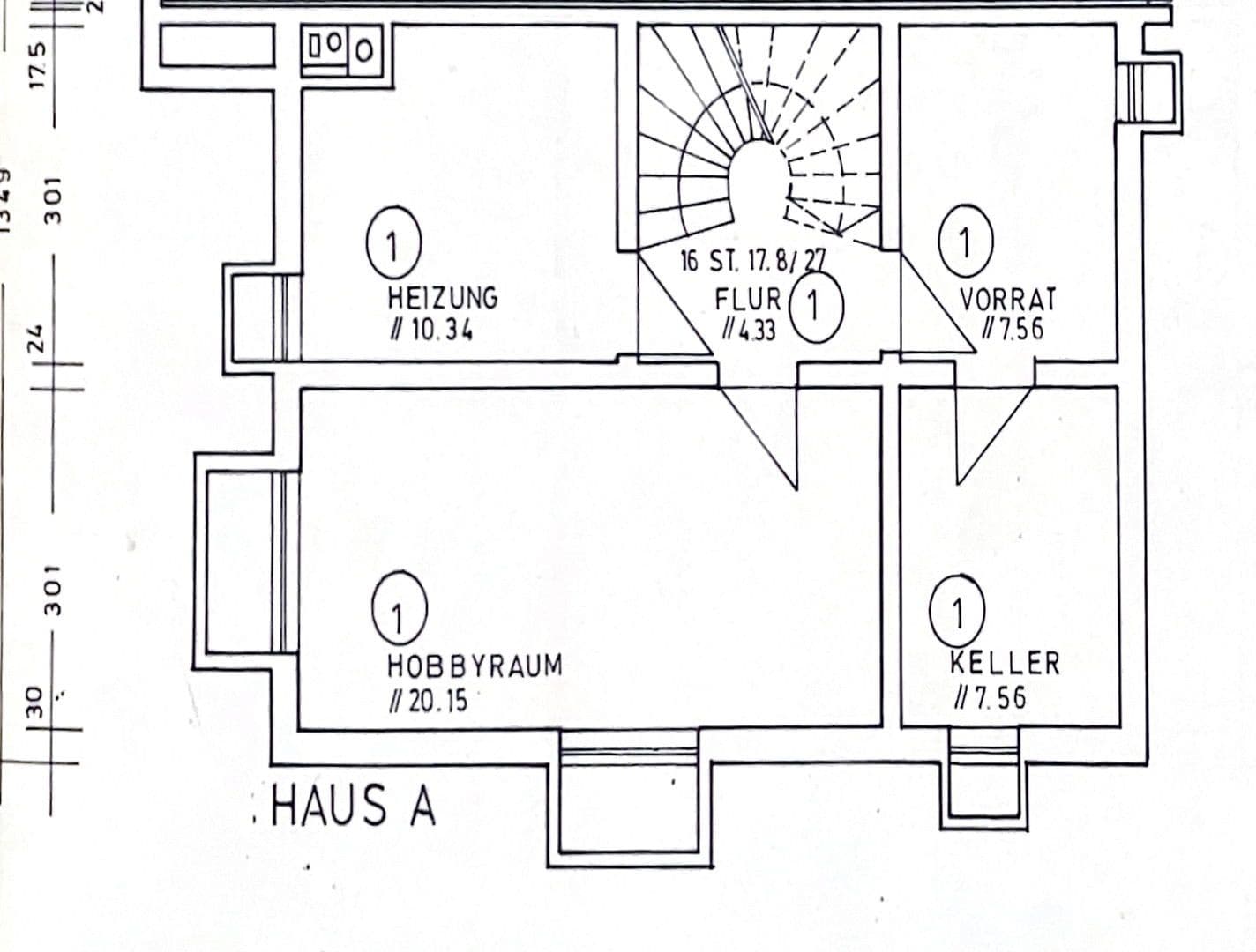 Prenájom domu 130 m², pozemek 359 m², München, Bavorsko Prenájom domu 130 m², pozemek 359 m², München, Bavorsko