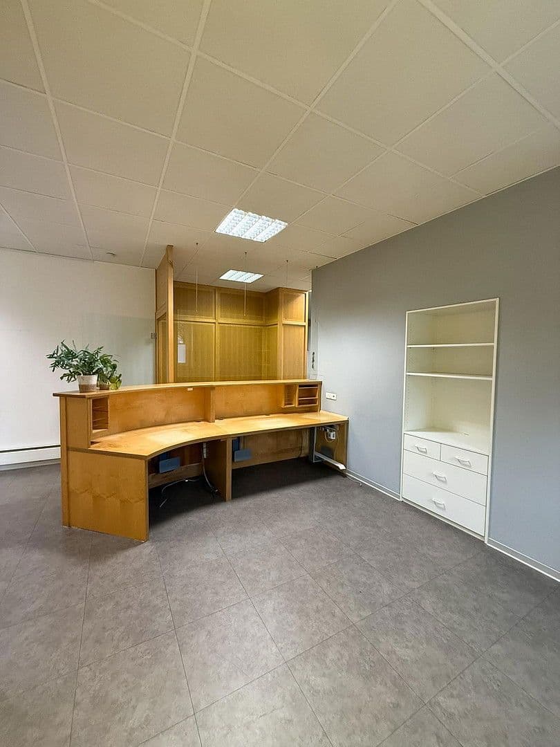 Predaj kancelárie 192 m², Bad Brückenau, Bavorsko Predaj kancelárie 192 m², Bad Brückenau, Bavorsko