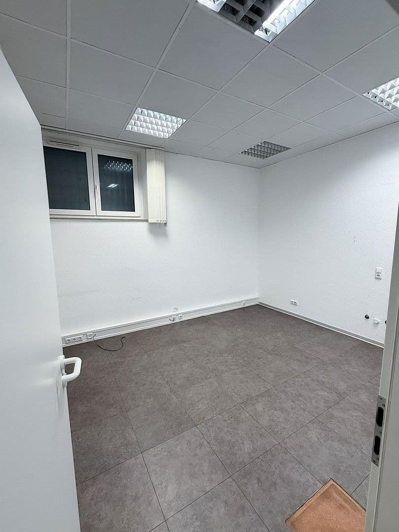 Predaj kancelárie 192 m², Bad Brückenau, Bavorsko Predaj kancelárie 192 m², Bad Brückenau, Bavorsko