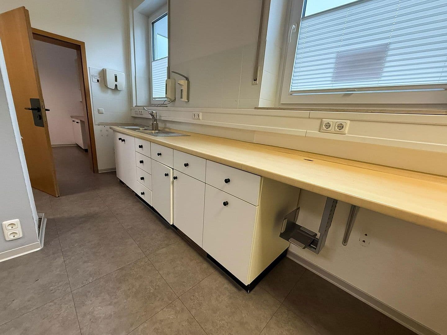 Predaj kancelárie 192 m², Bad Brückenau, Bavorsko Predaj kancelárie 192 m², Bad Brückenau, Bavorsko