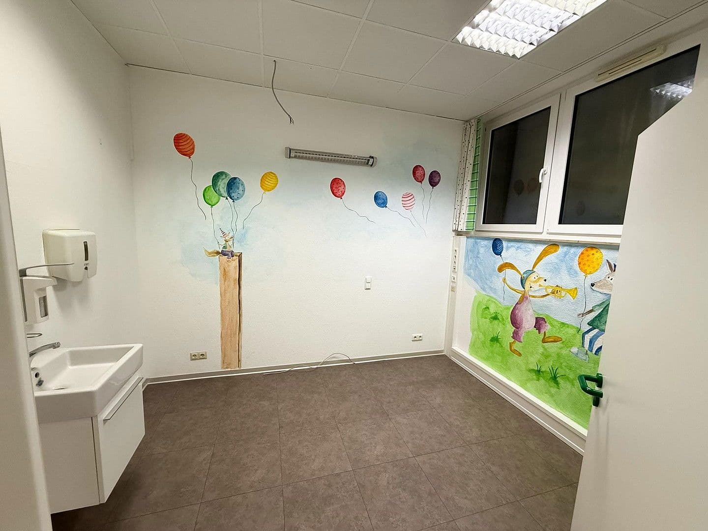 Predaj kancelárie 192 m², Bad Brückenau, Bavorsko Predaj kancelárie 192 m², Bad Brückenau, Bavorsko