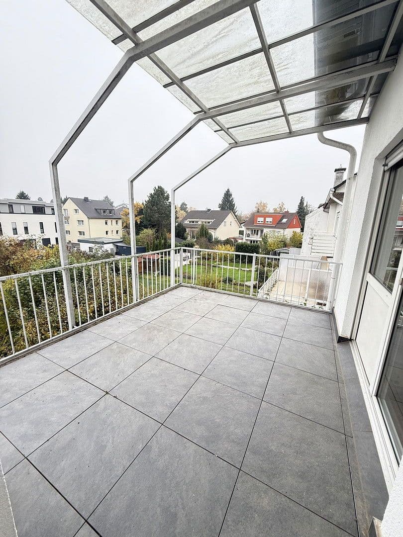 Predaj bytu 4-izbový 105 m², Frankfurt am Main, Hesensko Predaj bytu 4-izbový 105 m², Frankfurt am Main, Hesensko