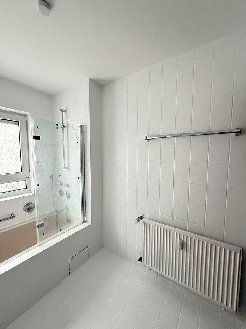 Predaj bytu 4-izbový 105 m², Frankfurt am Main, Hesensko Predaj bytu 4-izbový 105 m², Frankfurt am Main, Hesensko