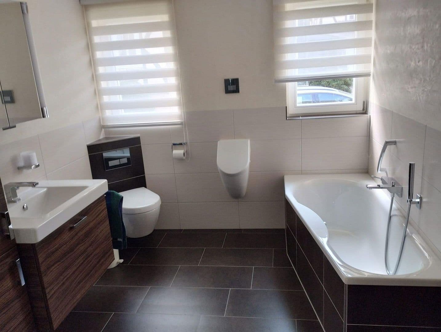 Predaj domu 180 m², pozemek 2.200 m², Hofbieber, Hesensko Predaj domu 180 m², pozemek 2.200 m², Hofbieber, Hesensko