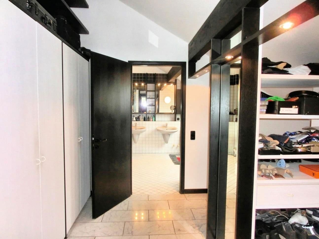 Predaj domu 280 m², pozemek 1.241 m², Niederzier, Severné Porýnie - Westfálsko Predaj domu 280 m², pozemek 1.241 m², Niederzier, Severné Porýnie - Westfálsko