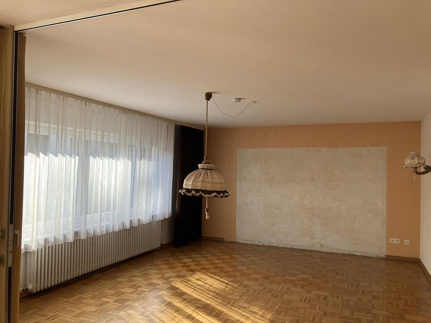 Predaj domu 164 m², pozemek 484 m², Heubach, Bádensko-Wurttembersko Predaj domu 164 m², pozemek 484 m², Heubach, Bádensko-Wurttembersko