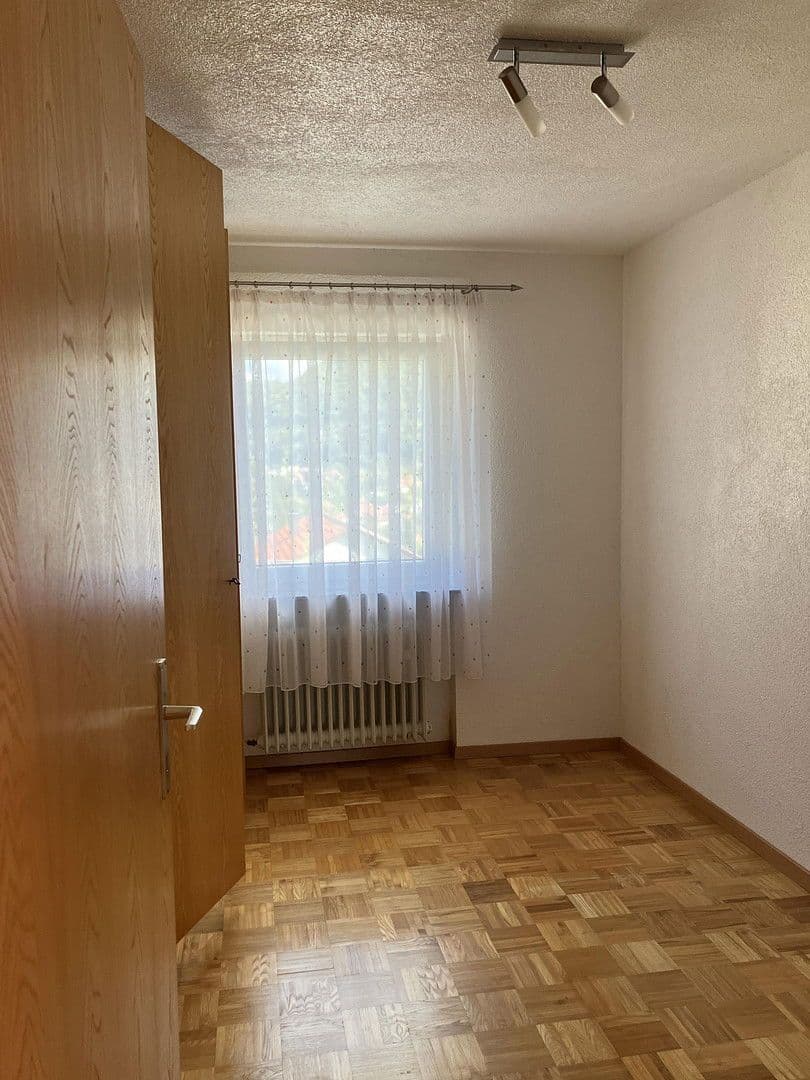 Predaj domu 164 m², pozemek 484 m², Heubach, Bádensko-Wurttembersko Predaj domu 164 m², pozemek 484 m², Heubach, Bádensko-Wurttembersko