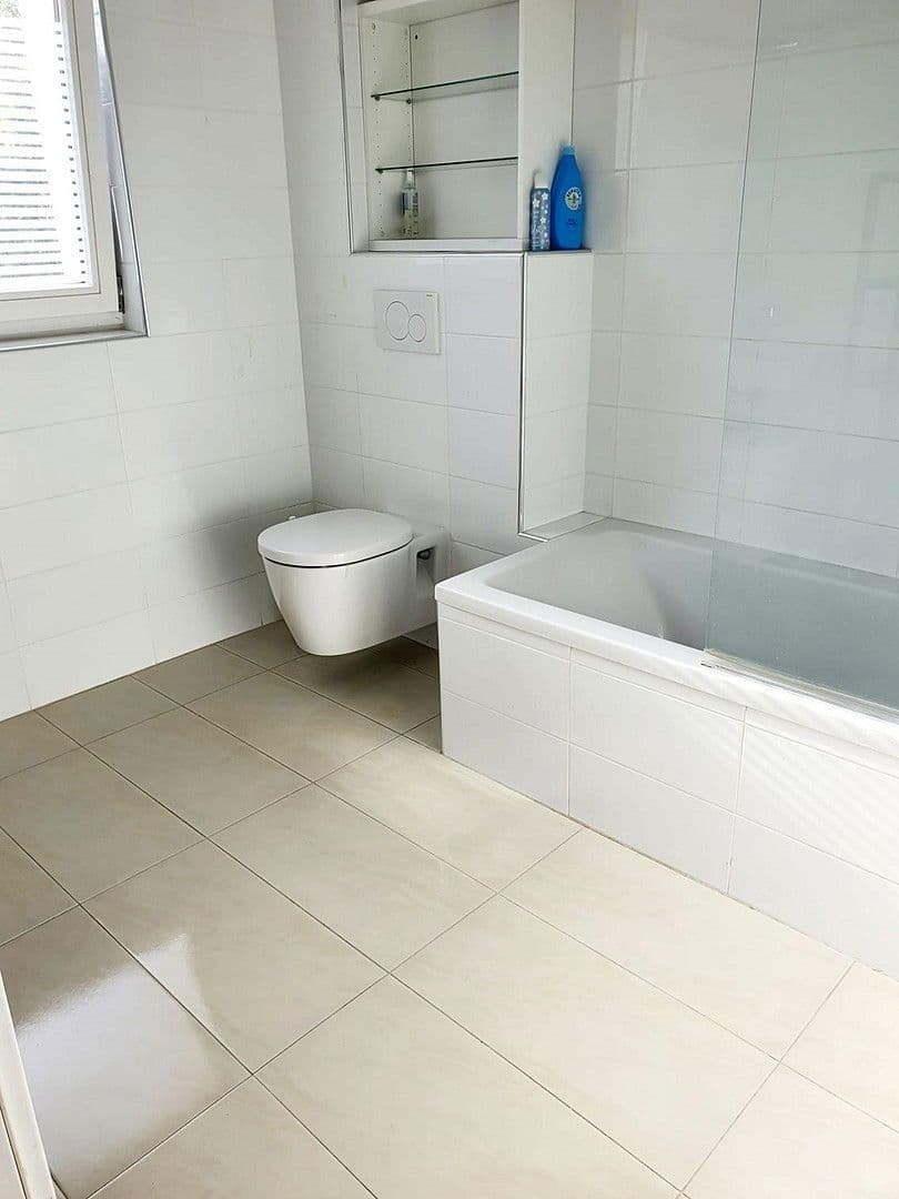 Prenájom domu 106 m², pozemek 180 m², Dumreichergasse 23, Wien, Viedeň Prenájom domu 106 m², pozemek 180 m², Dumreichergasse 23, Wien, Viedeň