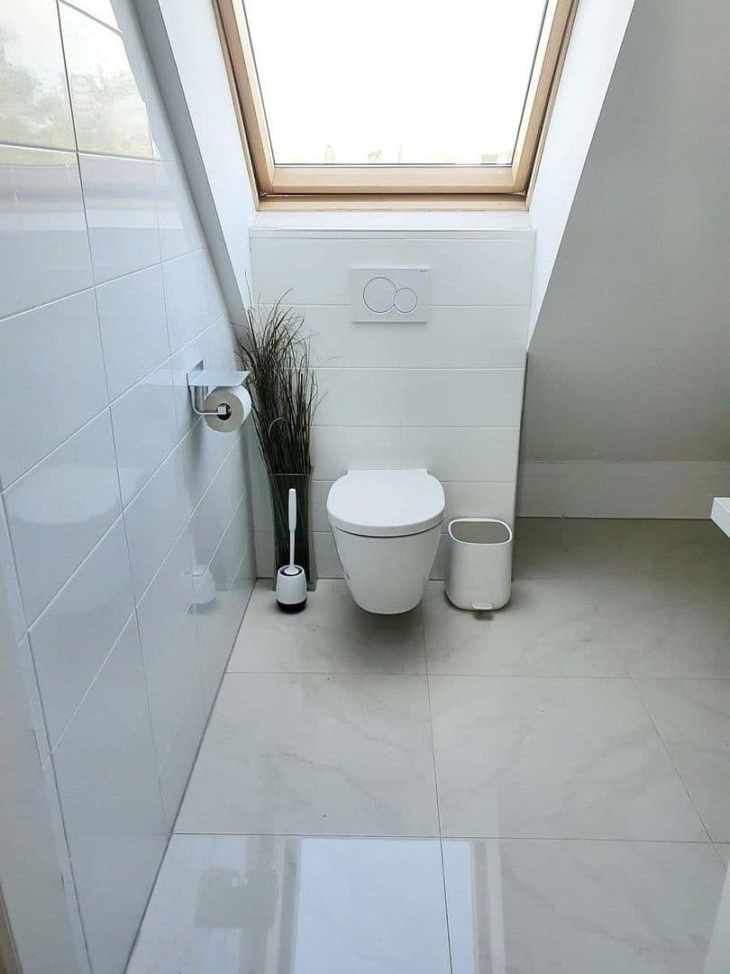 Prenájom domu 106 m², pozemek 180 m², Dumreichergasse 23, Wien, Viedeň Prenájom domu 106 m², pozemek 180 m², Dumreichergasse 23, Wien, Viedeň