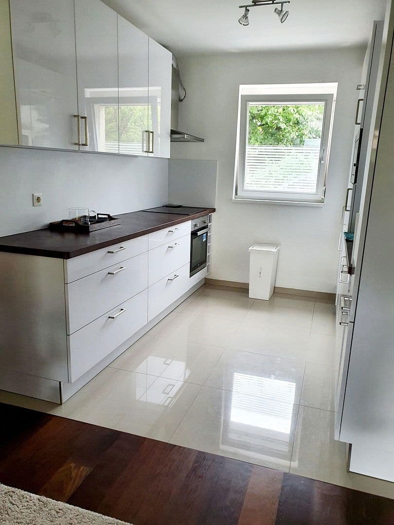 Prenájom domu 106 m², pozemek 180 m², Dumreichergasse 23, Wien, Viedeň Prenájom domu 106 m², pozemek 180 m², Dumreichergasse 23, Wien, Viedeň