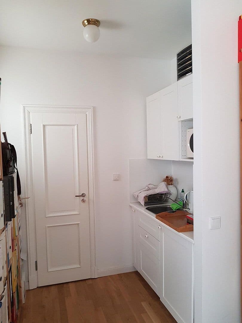 Predaj kancelárie 30 m², Berlin, Berlín Predaj kancelárie 30 m², Berlin, Berlín