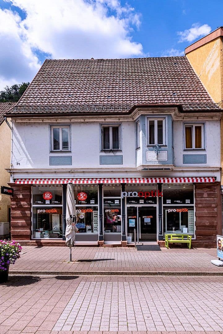 Predaj domu 120 m², pozemek 208 m², Schramberg, Bádensko-Wurttembersko Predaj domu 120 m², pozemek 208 m², Schramberg, Bádensko-Wurttembersko