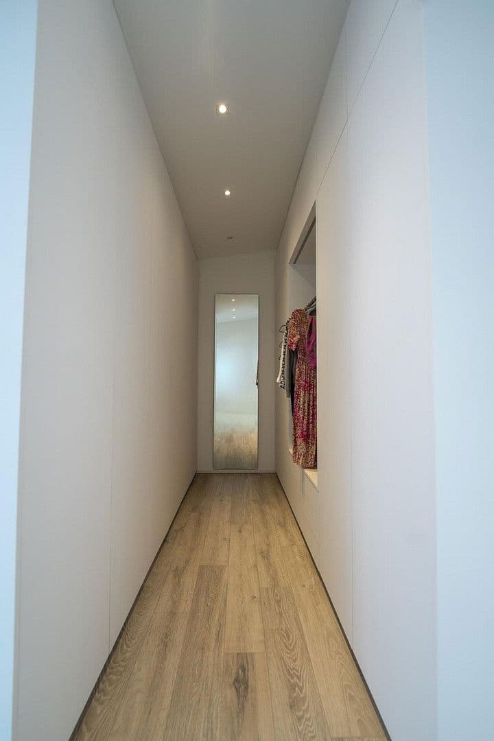 Predaj domu 251 m², pozemek 725 m², Niederstetten, Bádensko-Wurttembersko Predaj domu 251 m², pozemek 725 m², Niederstetten, Bádensko-Wurttembersko