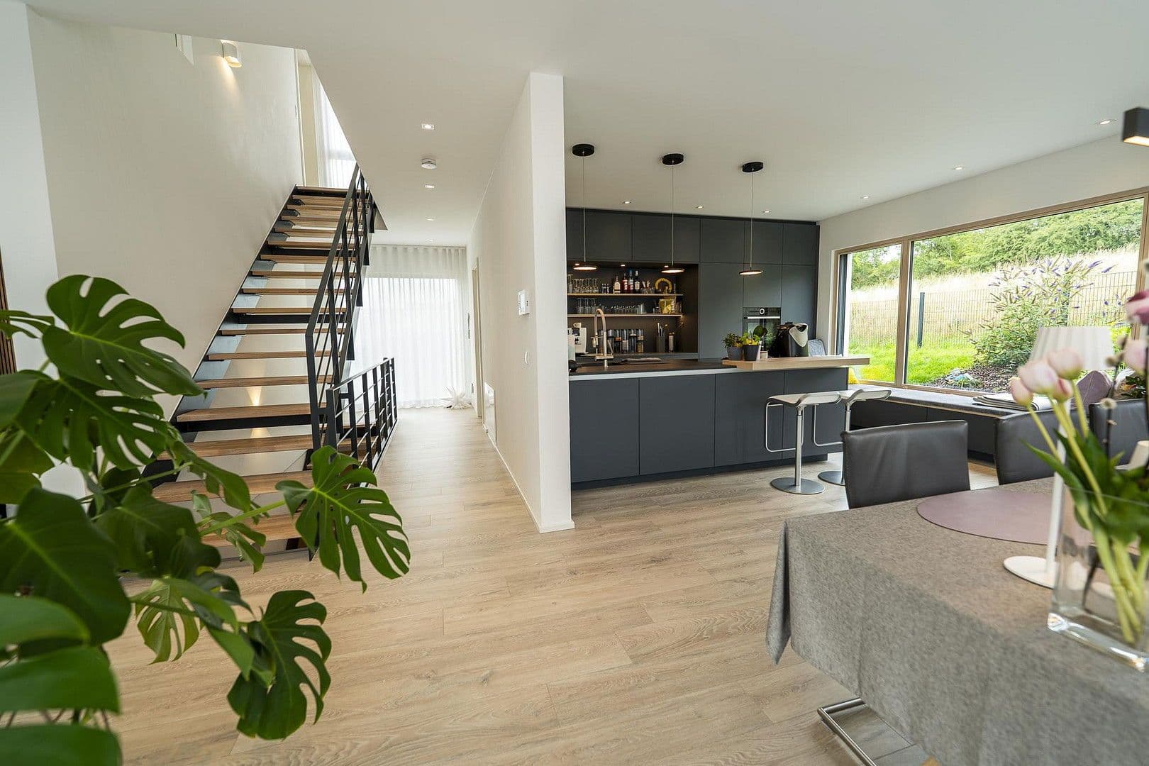 Predaj domu 251 m², pozemek 725 m², Niederstetten, Bádensko-Wurttembersko Predaj domu 251 m², pozemek 725 m², Niederstetten, Bádensko-Wurttembersko