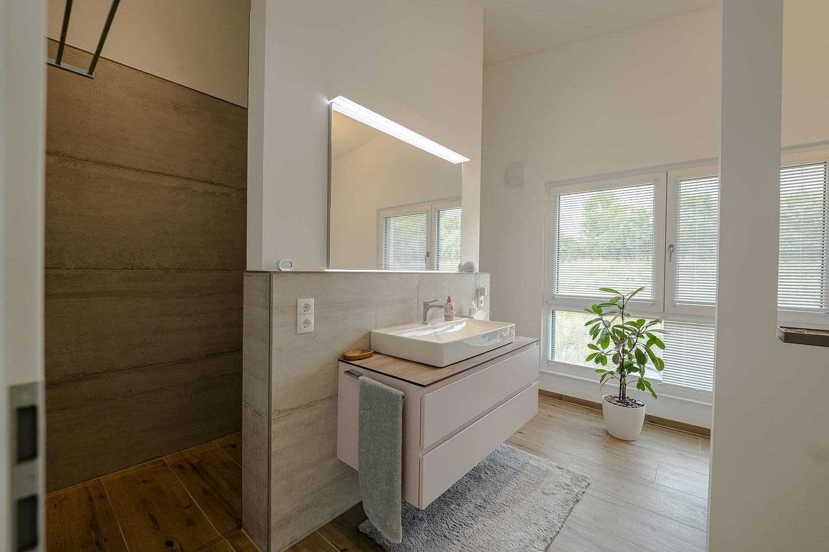 Predaj domu 251 m², pozemek 725 m², Niederstetten, Bádensko-Wurttembersko Predaj domu 251 m², pozemek 725 m², Niederstetten, Bádensko-Wurttembersko