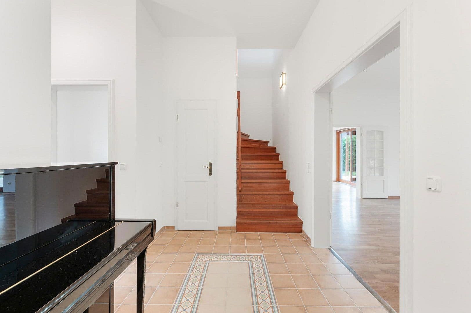 Predaj domu 222 m², pozemek 698 m², Berlin, Berlín Predaj domu 222 m², pozemek 698 m², Berlin, Berlín