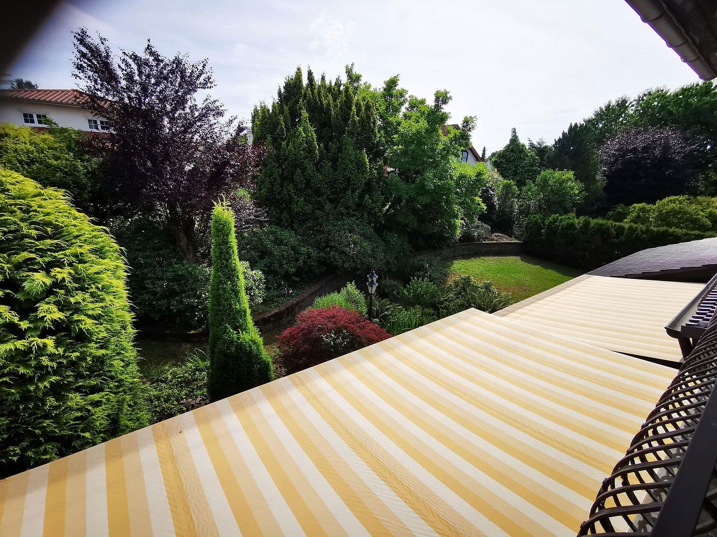 Predaj domu 300 m², pozemek 1.256 m², Bergisch Gladbach, Severné Porýnie - Westfálsko Predaj domu 300 m², pozemek 1.256 m², Bergisch Gladbach, Severné Porýnie - Westfálsko