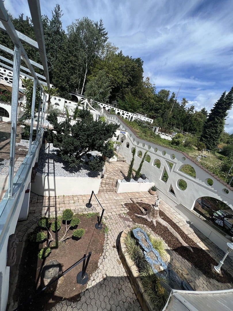 Predaj nebytového priestoru 3.500 m², Udostr. 72-74, Trier, Porýnie-Falcko Predaj nebytového priestoru 3.500 m², Udostr. 72-74, Trier, Porýnie-Falcko