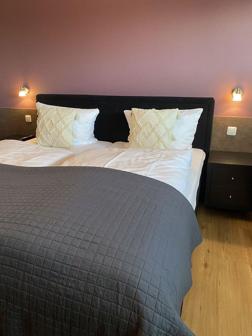 Predaj nebytového priestoru 3.500 m², Udostr. 72-74, Trier, Porýnie-Falcko Predaj nebytového priestoru 3.500 m², Udostr. 72-74, Trier, Porýnie-Falcko