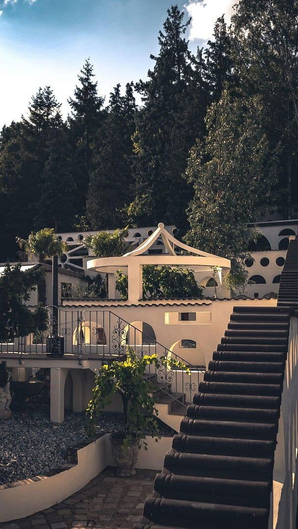 Predaj nebytového priestoru 3.500 m², Udostr. 72-74, Trier, Porýnie-Falcko Predaj nebytového priestoru 3.500 m², Udostr. 72-74, Trier, Porýnie-Falcko