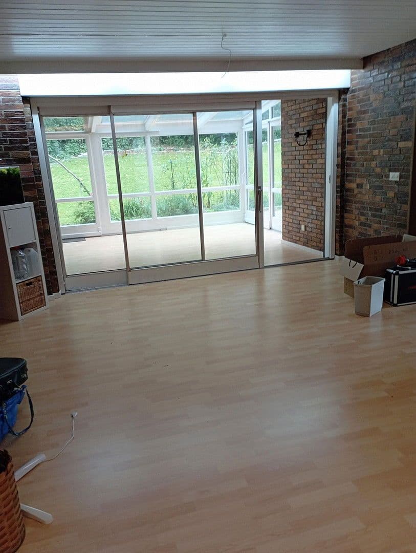 Prenájom bytu 4-izbový 166 m², Eltmann, Bavorsko Prenájom bytu 4-izbový 166 m², Eltmann, Bavorsko