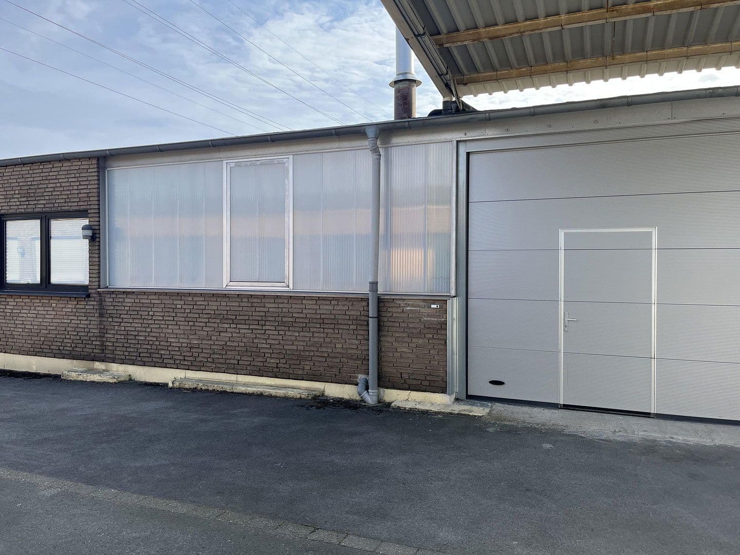 Prenájom nebytového priestoru 270 m², Dortmund, Severné Porýnie - Westfálsko Prenájom nebytového priestoru 270 m², Dortmund, Severné Porýnie - Westfálsko