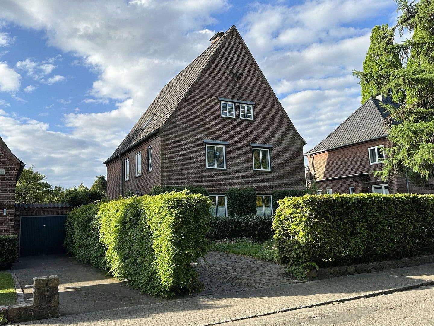 Predaj domu 240 m², pozemek 999 m², Flensburg, Šlezvicko-Holštajnsko Predaj domu 240 m², pozemek 999 m², Flensburg, Šlezvicko-Holštajnsko