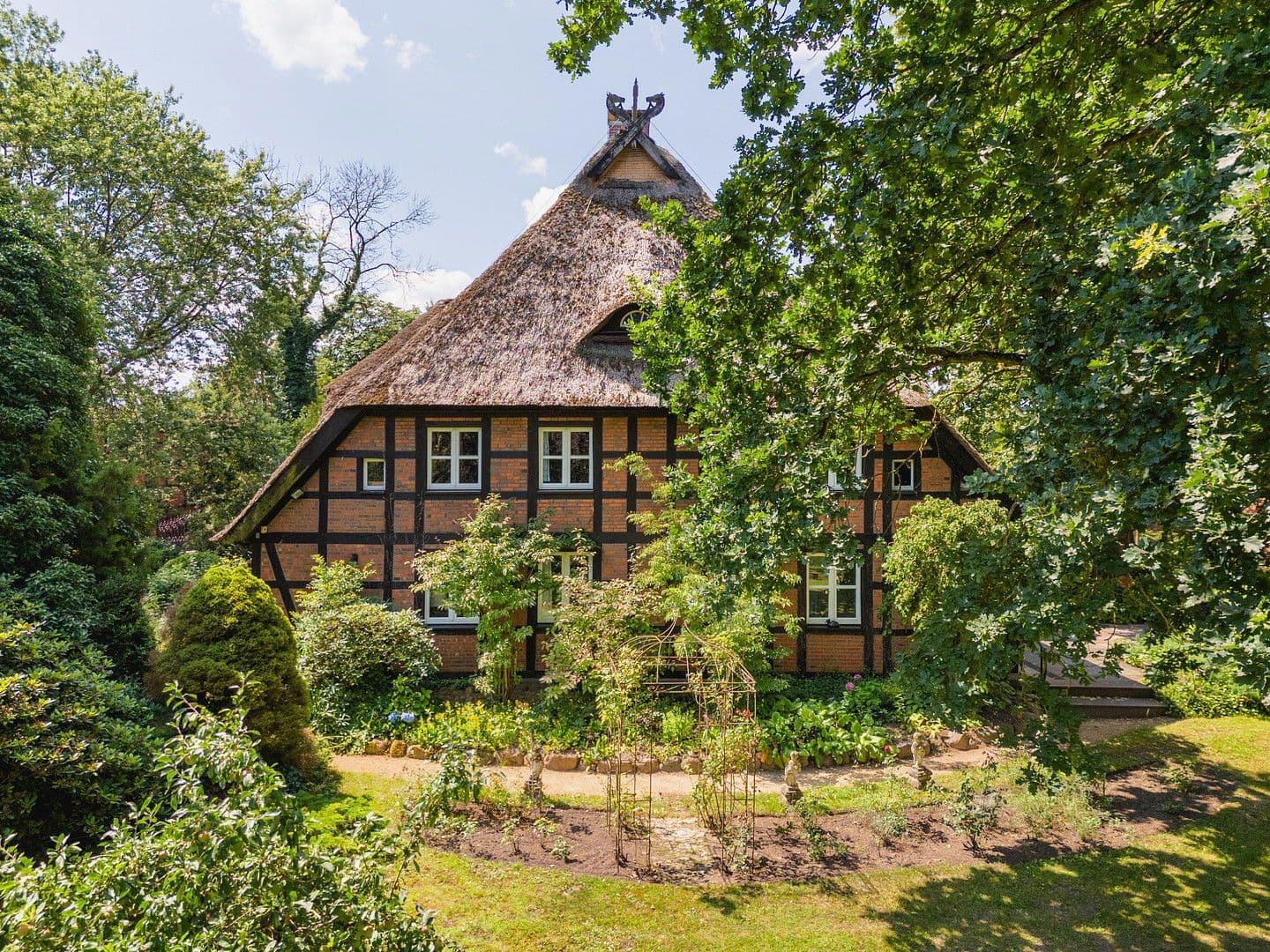 Predaj domu 683 m², pozemek 21.700 m², Bleckede, Dolné Sasko Predaj domu 683 m², pozemek 21.700 m², Bleckede, Dolné Sasko