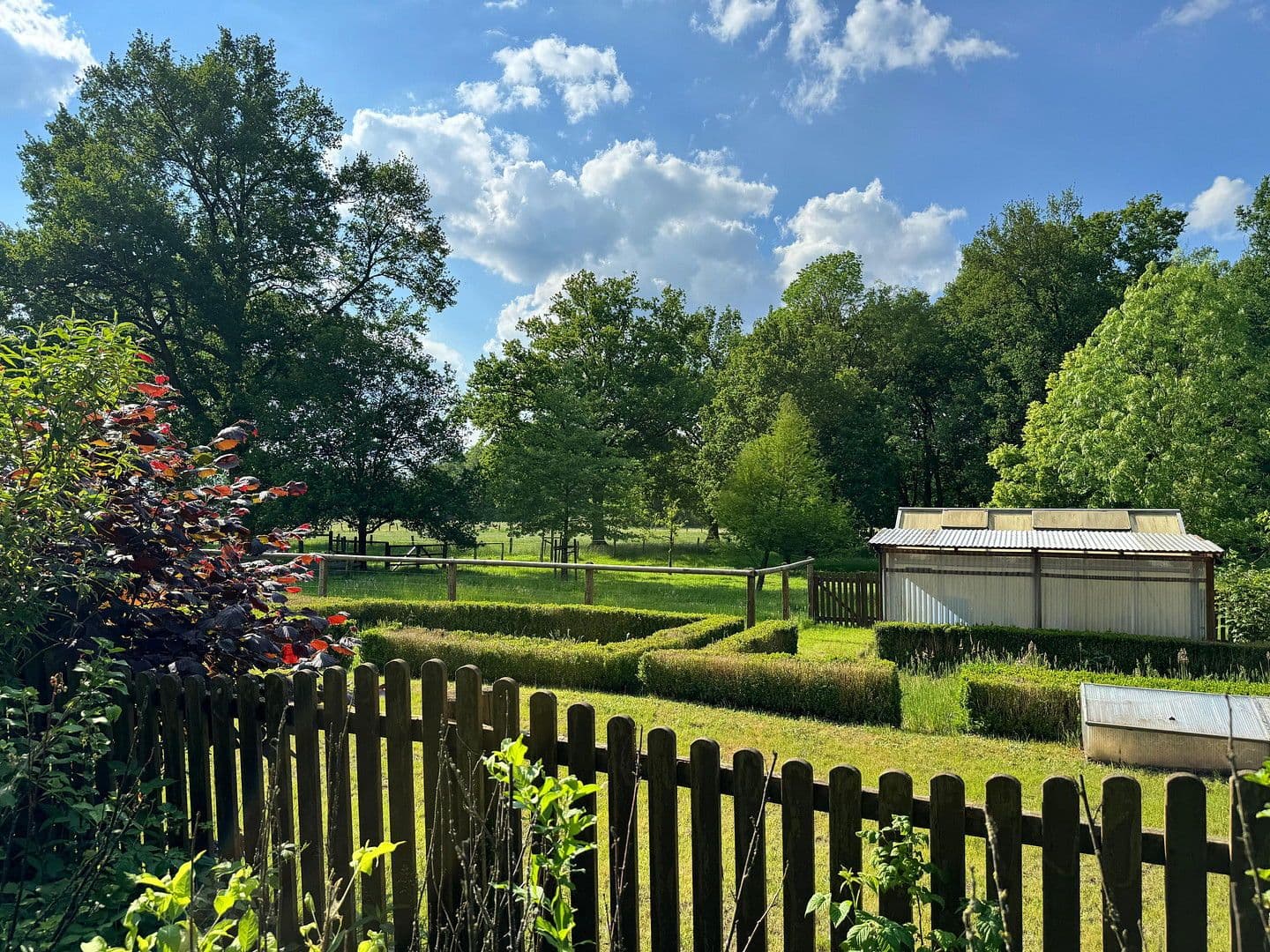 Predaj domu 683 m², pozemek 21.700 m², Bleckede, Dolné Sasko Predaj domu 683 m², pozemek 21.700 m², Bleckede, Dolné Sasko