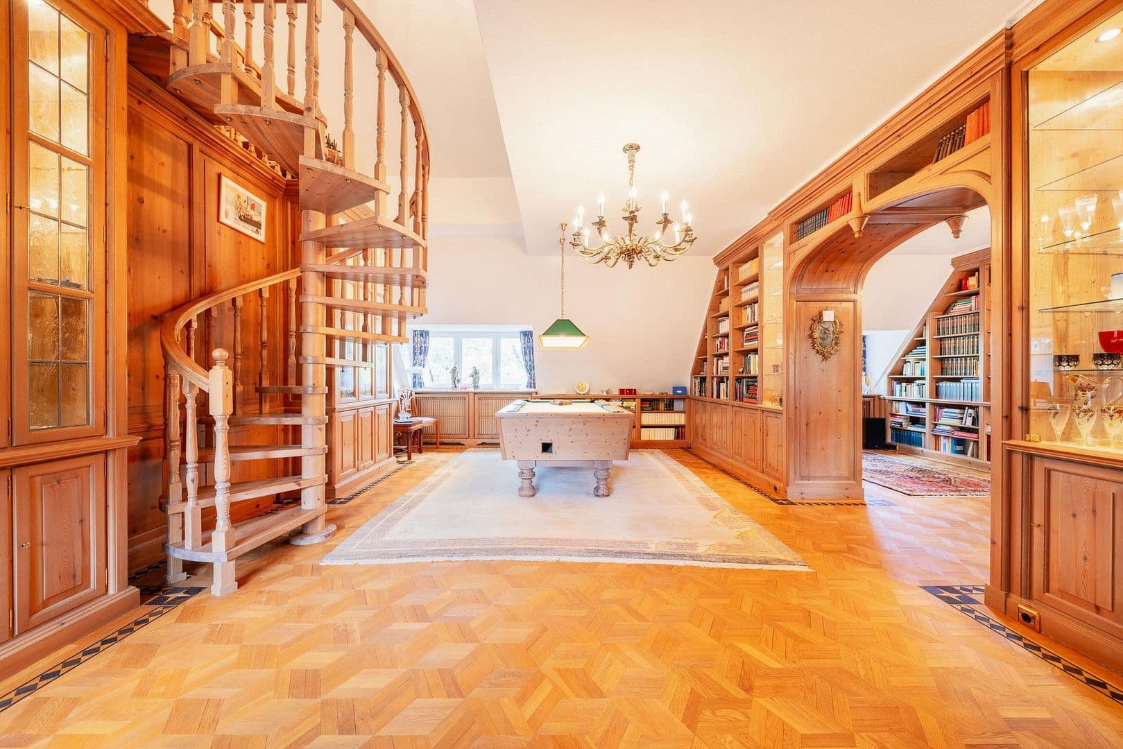 Predaj domu 683 m², pozemek 21.700 m², Bleckede, Dolné Sasko Predaj domu 683 m², pozemek 21.700 m², Bleckede, Dolné Sasko