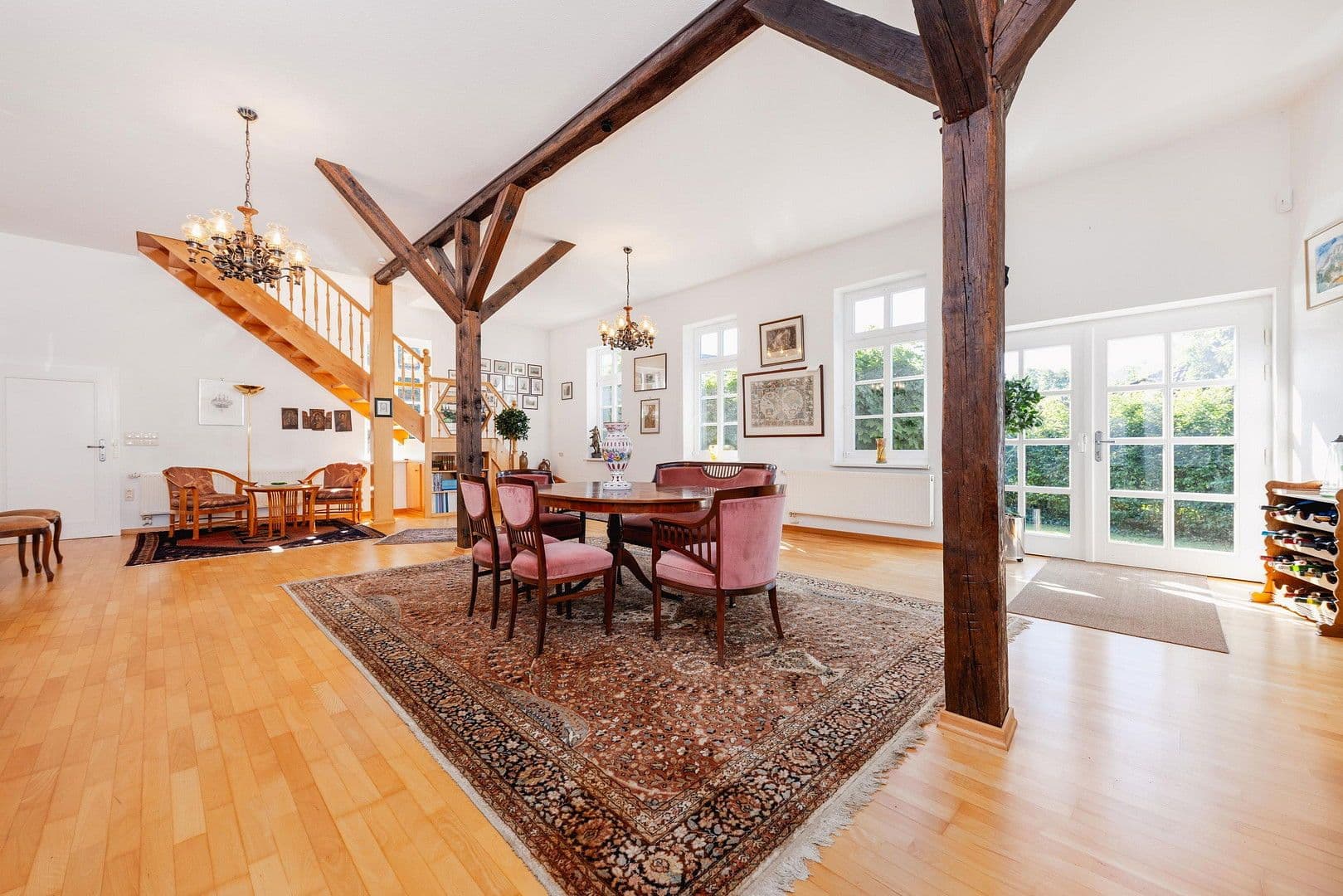 Predaj domu 683 m², pozemek 21.700 m², Bleckede, Dolné Sasko Predaj domu 683 m², pozemek 21.700 m², Bleckede, Dolné Sasko