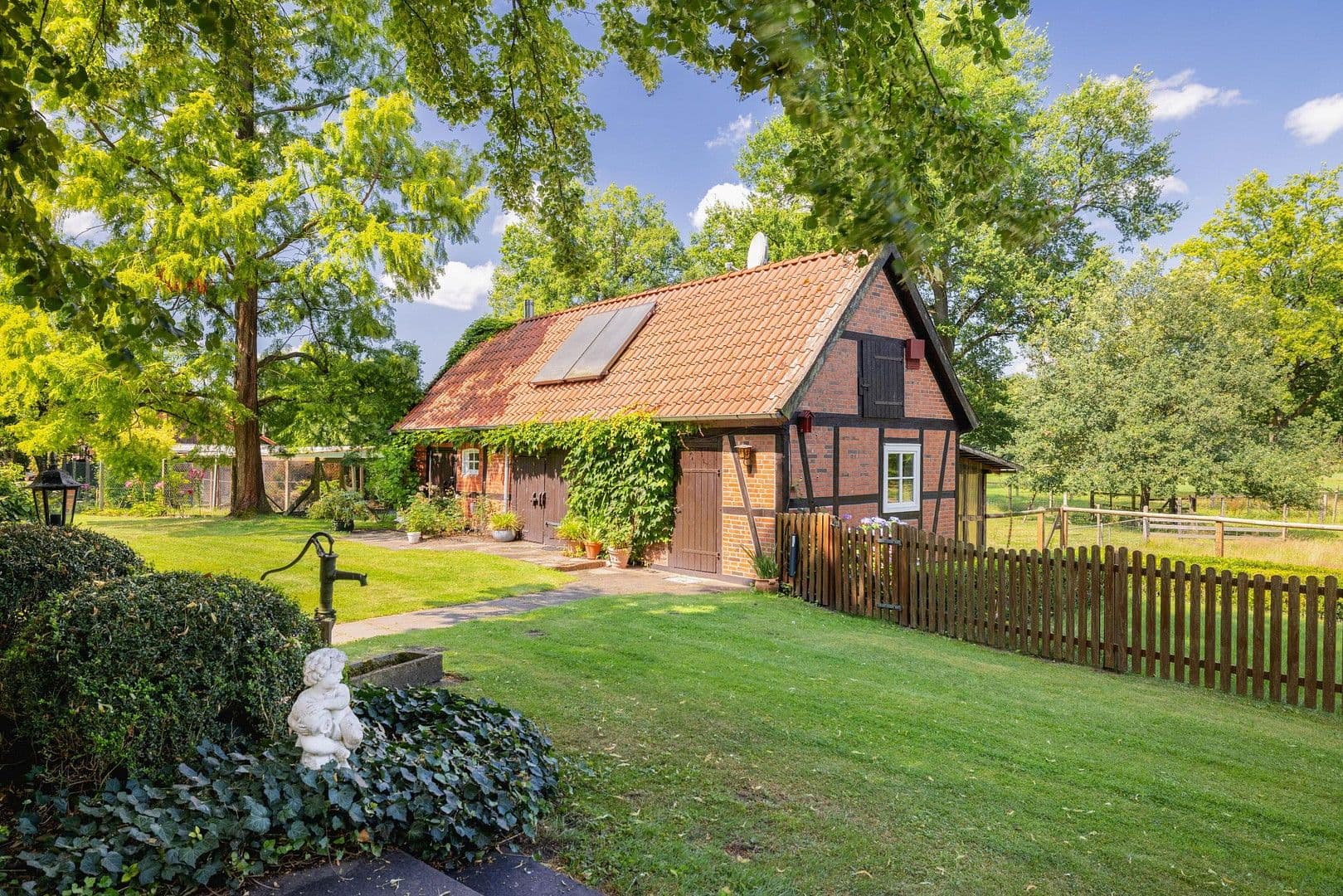 Predaj domu 683 m², pozemek 21.700 m², Bleckede, Dolné Sasko Predaj domu 683 m², pozemek 21.700 m², Bleckede, Dolné Sasko