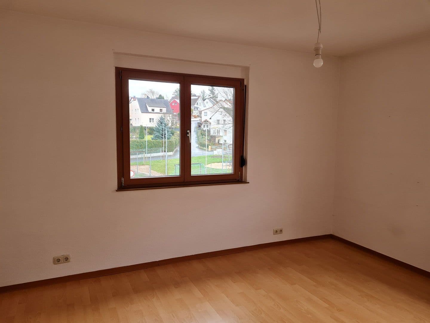 Prenájom bytu 3-izbový 64 m², Gelnhausen, Hesensko Prenájom bytu 3-izbový 64 m², Gelnhausen, Hesensko