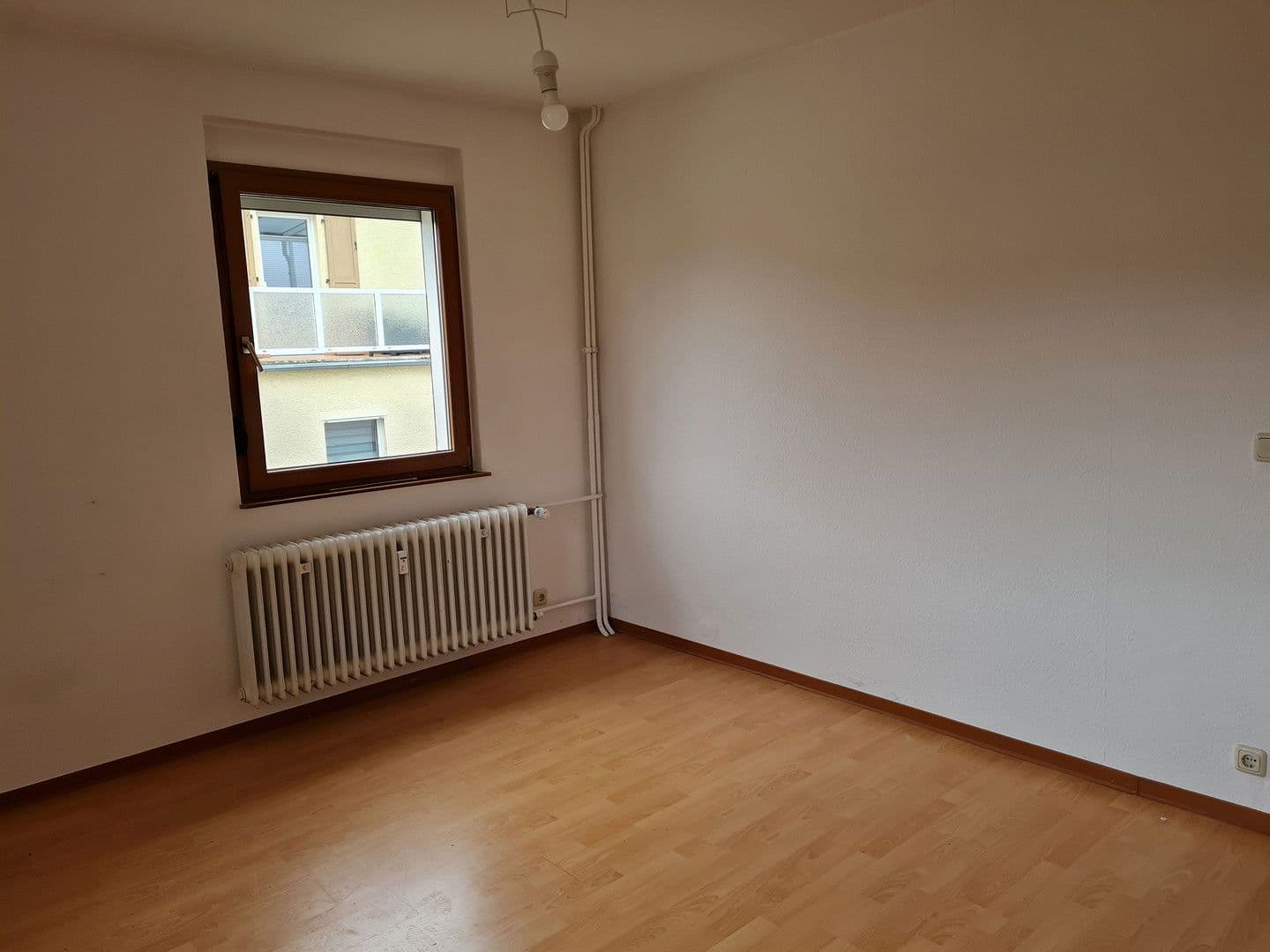 Prenájom bytu 3-izbový 64 m², Gelnhausen, Hesensko Prenájom bytu 3-izbový 64 m², Gelnhausen, Hesensko