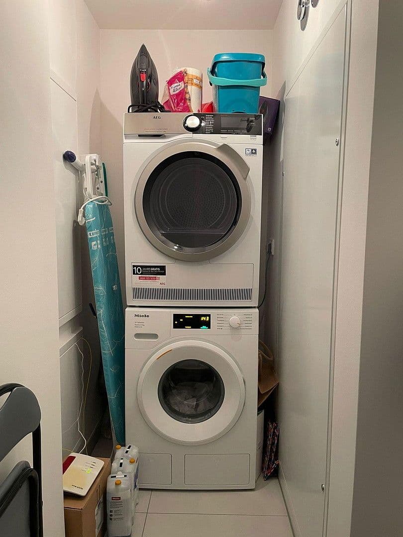 Prenájom bytu 2-izbový 59 m², Europa-Allee 2, Frankfurt am Main, Hesensko Prenájom bytu 2-izbový 59 m², Europa-Allee 2, Frankfurt am Main, Hesensko