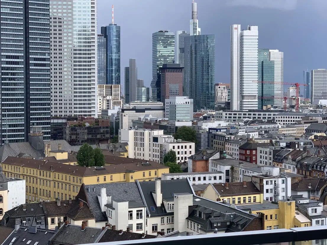 Prenájom bytu 2-izbový 59 m², Europa-Allee 2, Frankfurt am Main, Hesensko Prenájom bytu 2-izbový 59 m², Europa-Allee 2, Frankfurt am Main, Hesensko
