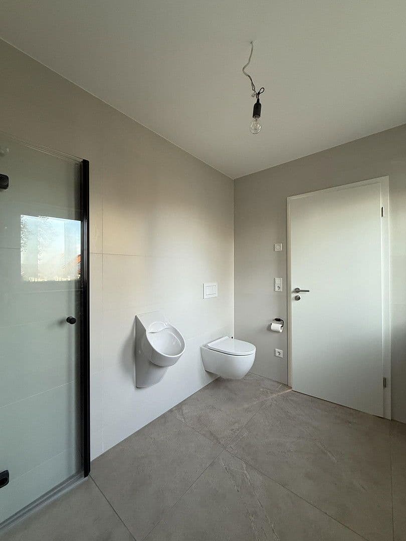 Prenájom domu 130 m², pozemek 250 m², Bad Köstritz, Durínsko Prenájom domu 130 m², pozemek 250 m², Bad Köstritz, Durínsko