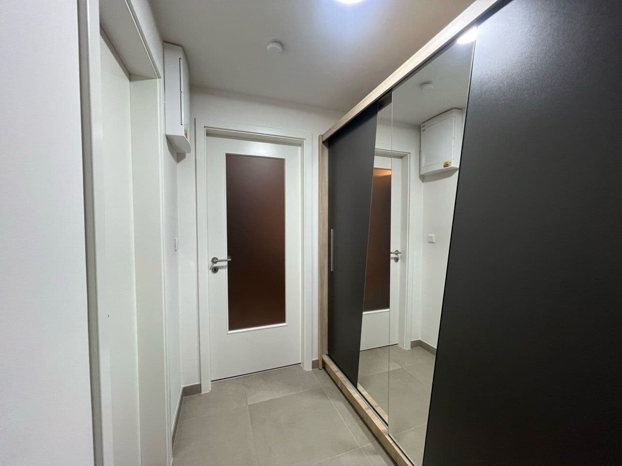 Prenájom bytu 1-izbový 36 m², Počernická, Praha, Praha Prenájom bytu 1-izbový 36 m², Počernická, Praha, Praha